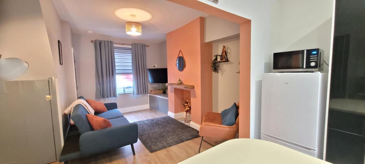 Sutherland St - 2 Bed Home With Free Parking York Exterior foto