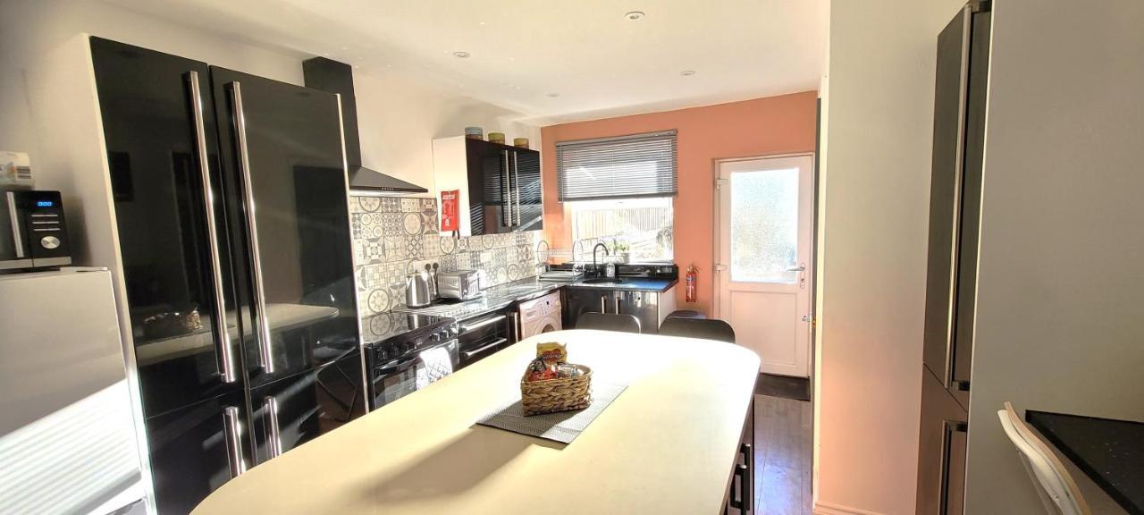 Sutherland St - 2 Bed Home With Free Parking York Exterior foto